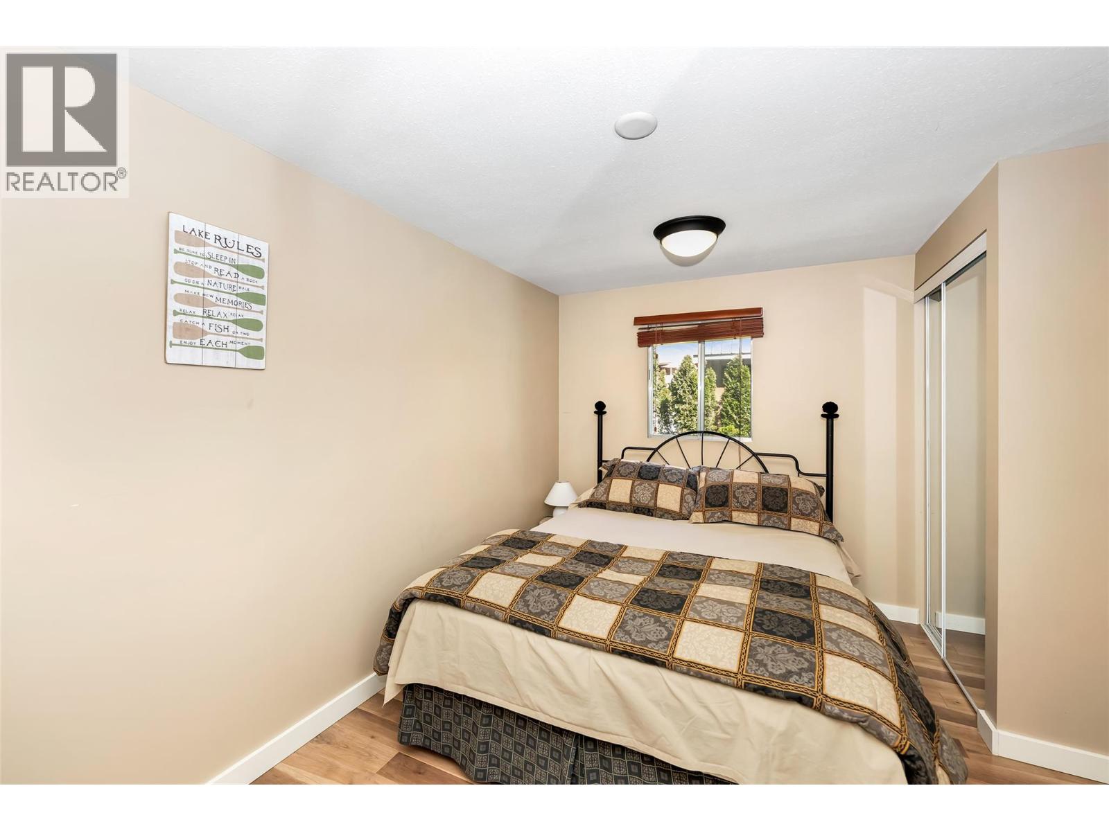 8979 Hummingbird Frontage Road Property Photo 22