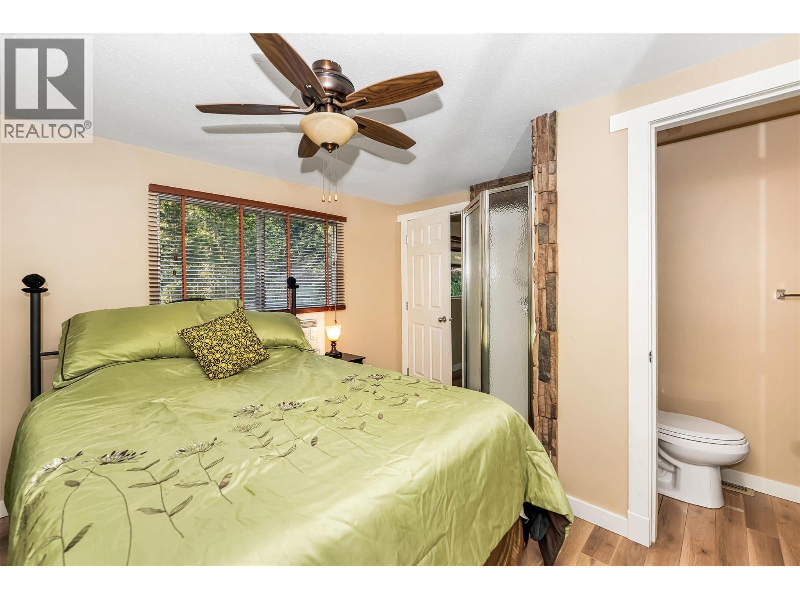 8979 Hummingbird Frontage Road Property Photo 32