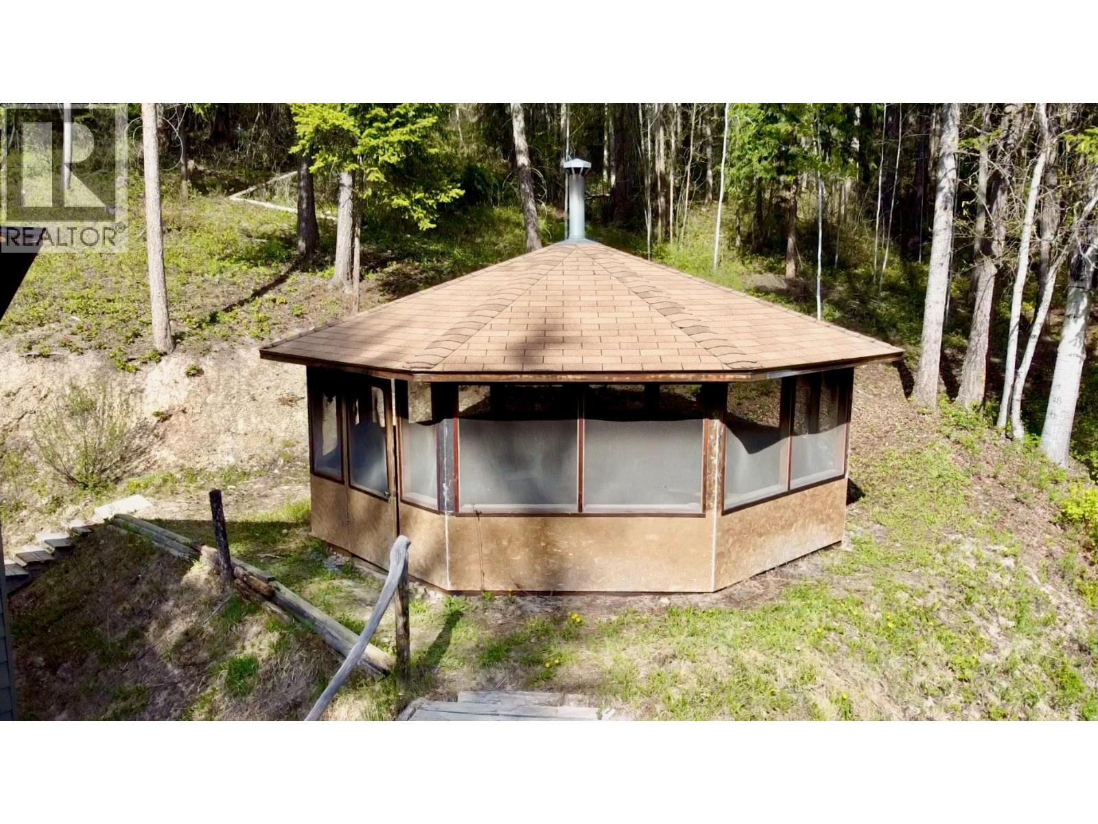 3033 Olive Road Property Photo 3