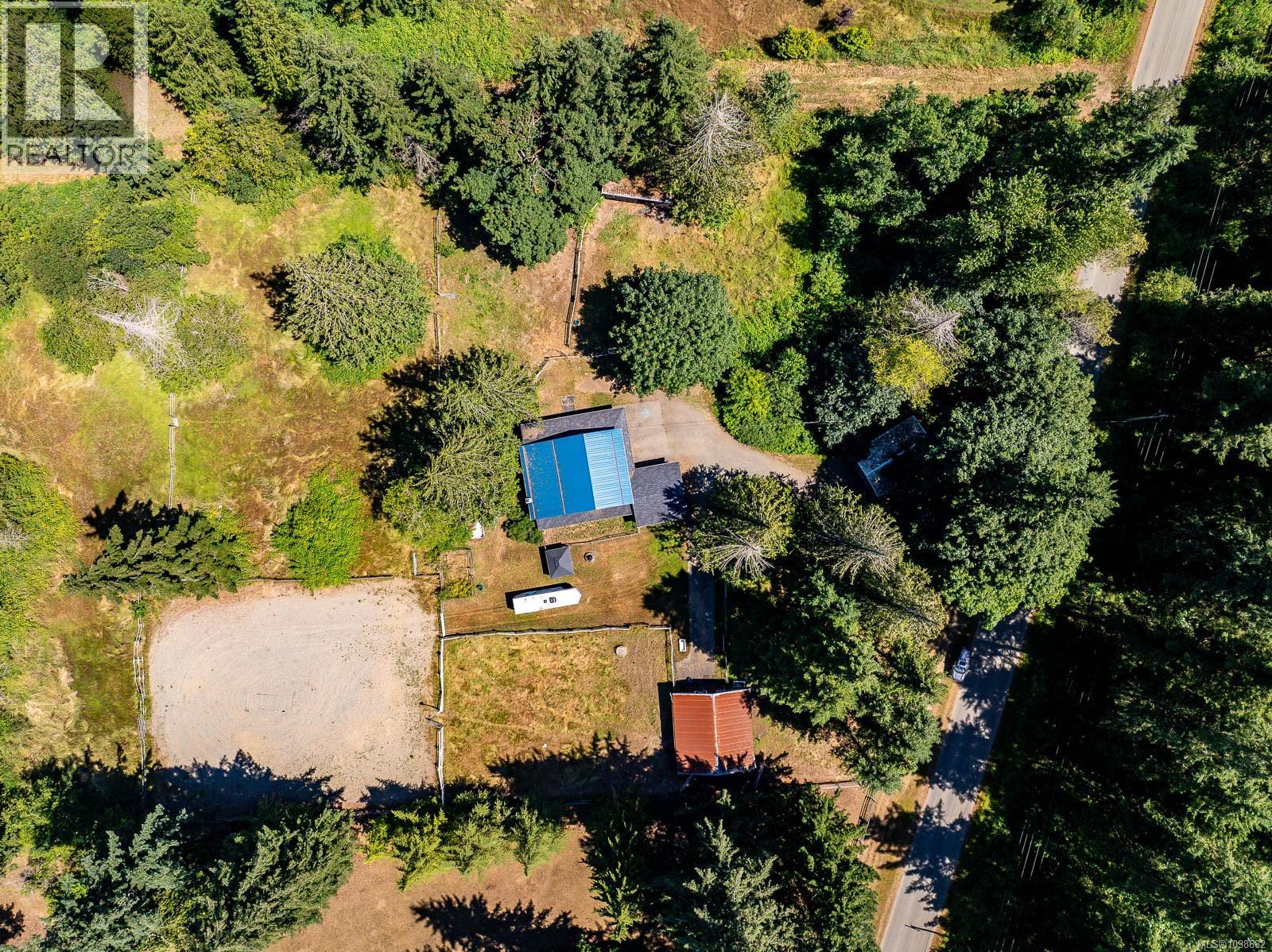 2468 Endall Rd Property Photo 1