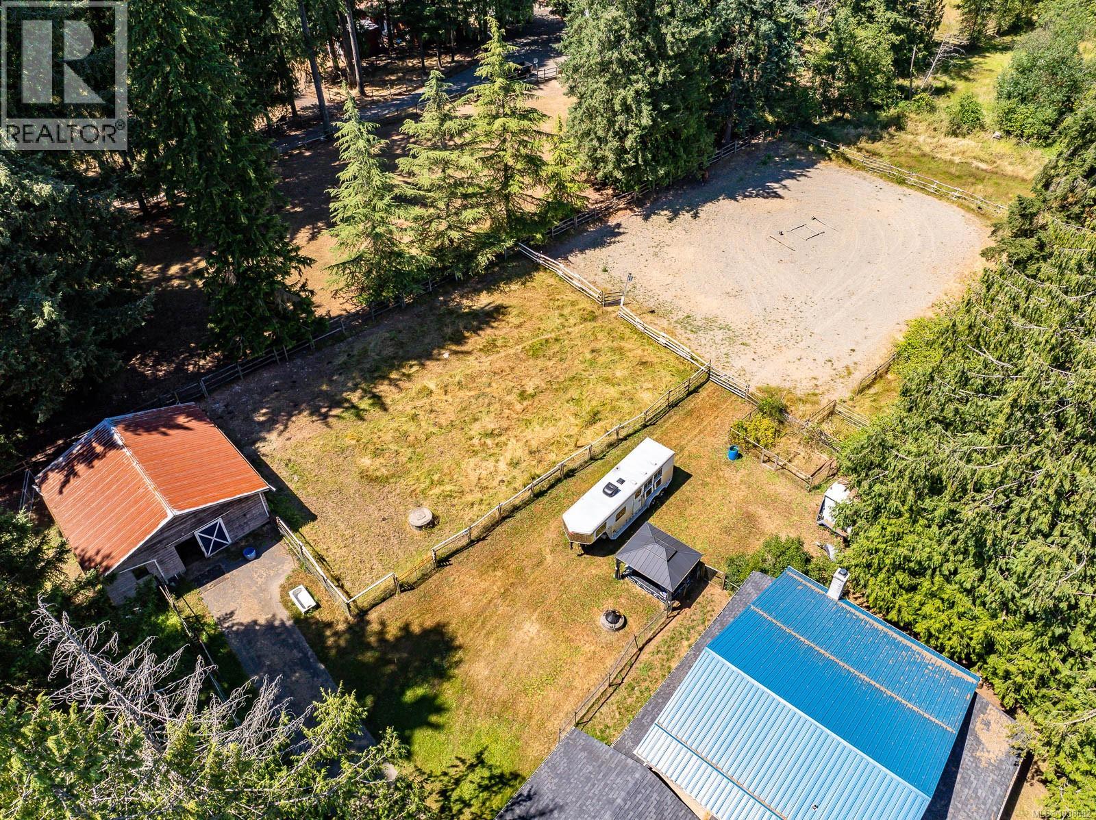 2468 Endall Rd Property Photo 14