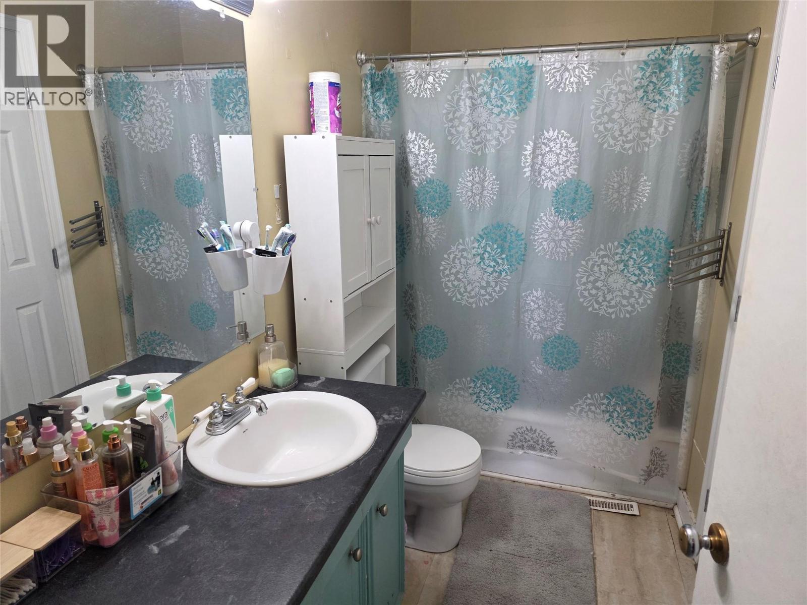 1225 104 Avenue Property Photo 13