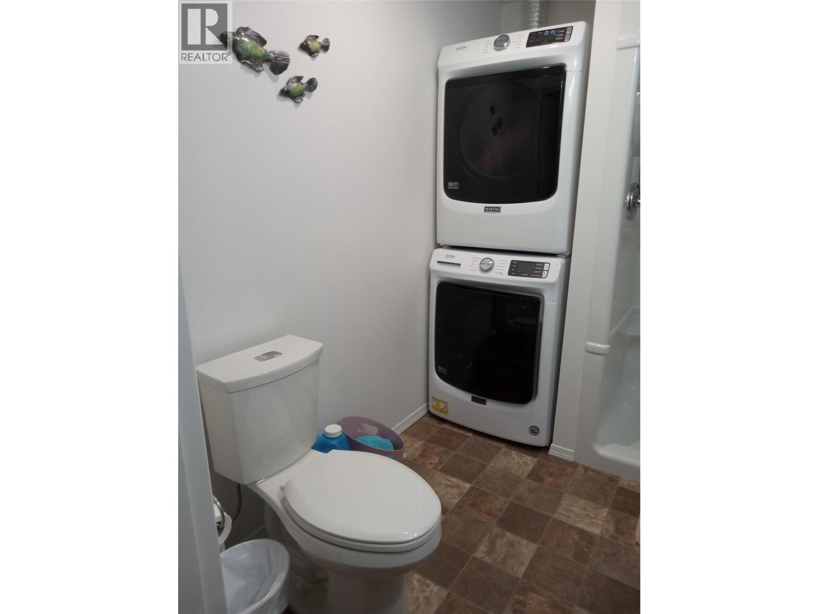 318 8th Avenue Property Photo 20