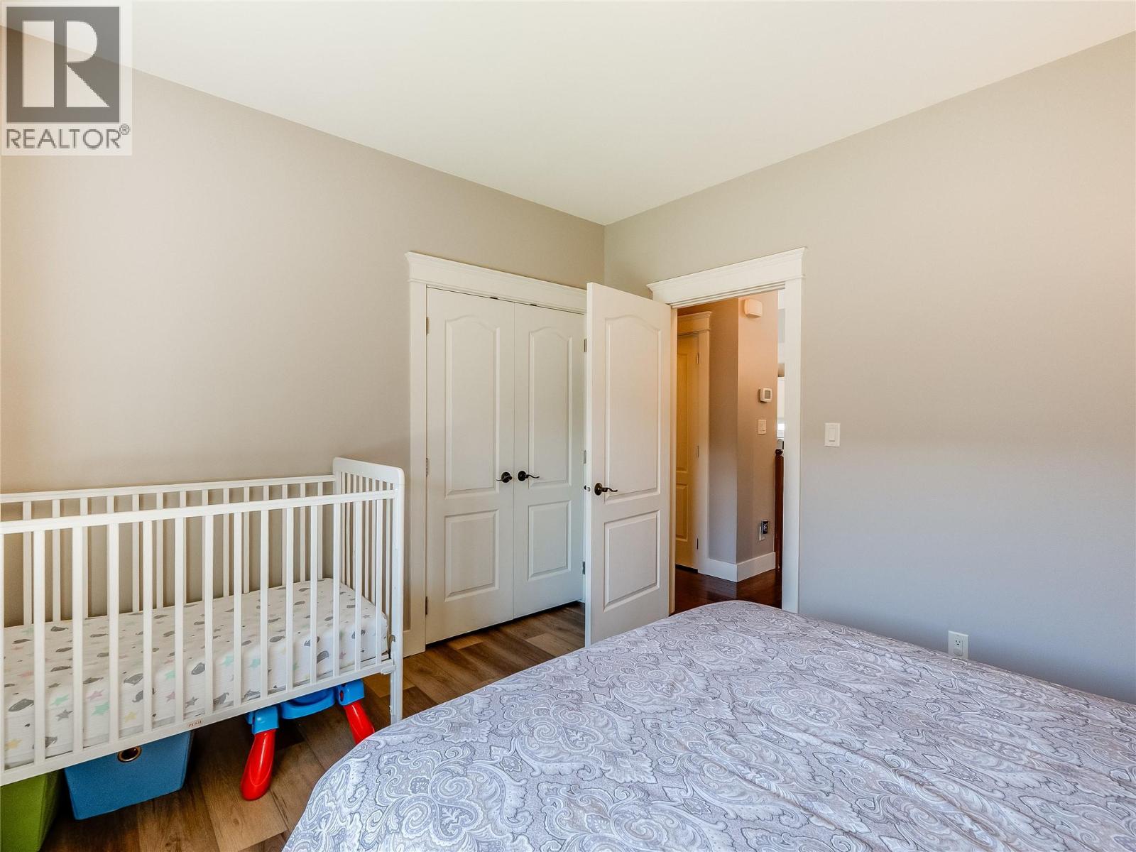943 Riverview Place Property Photo 47