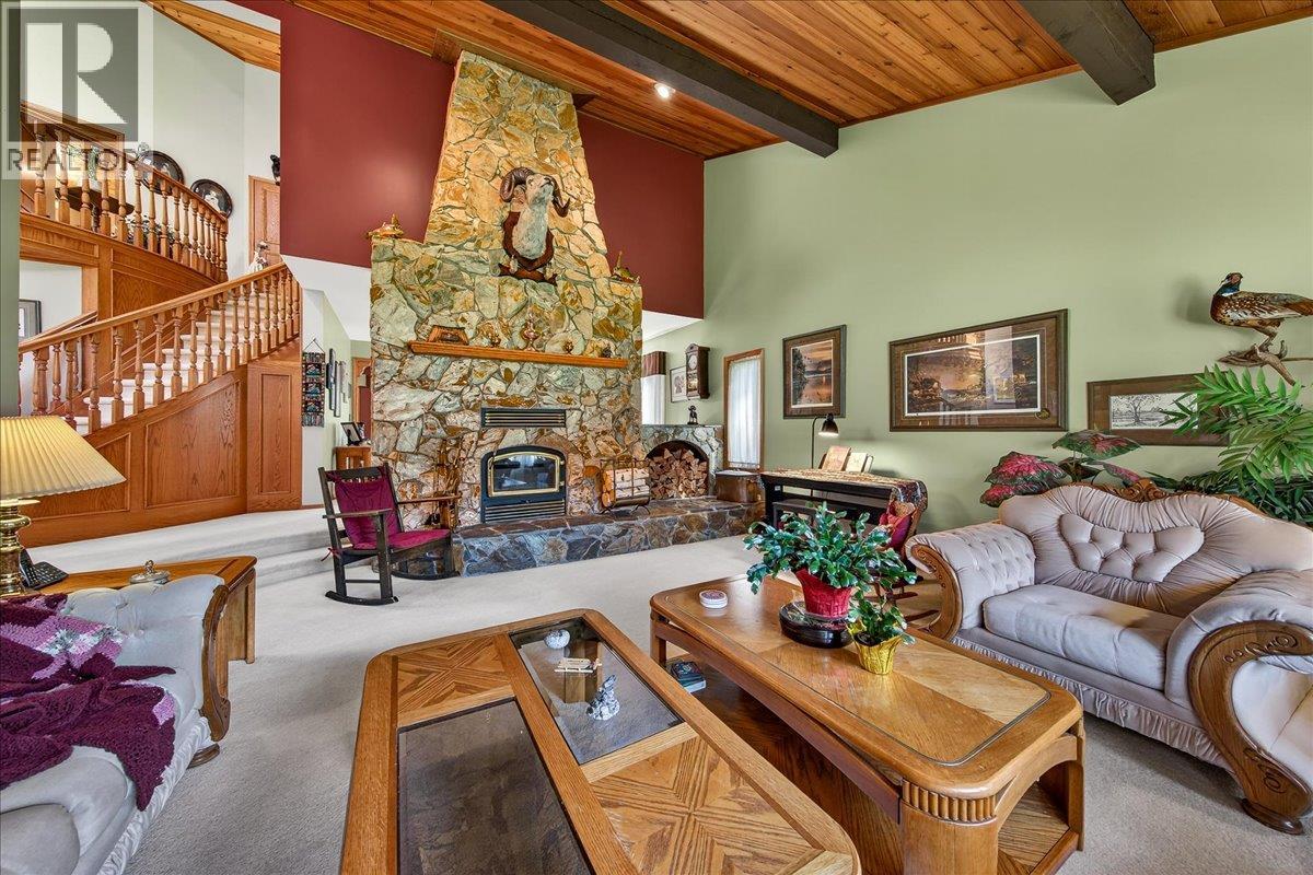 4551 Columbia View Road Property Photo 10