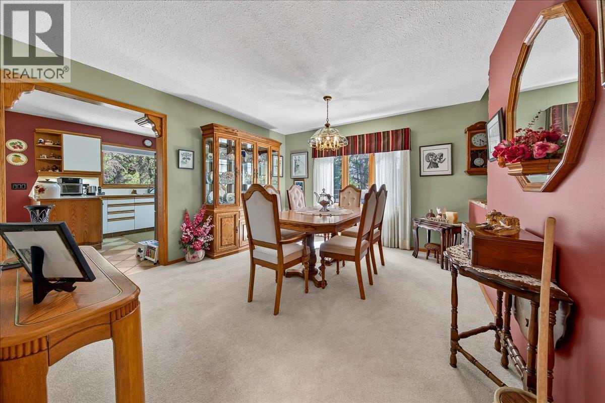 4551 Columbia View Road Property Photo 11