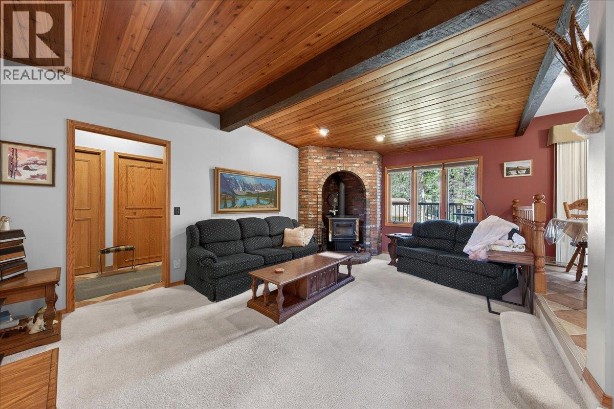 4551 Columbia View Road Property Photo 18