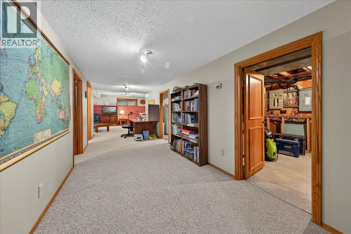 4551 Columbia View Road Property Photo 31