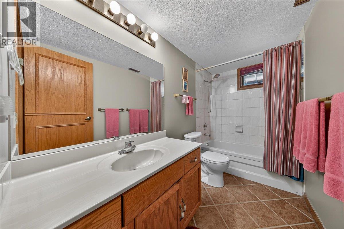 4551 Columbia View Road Property Photo 33