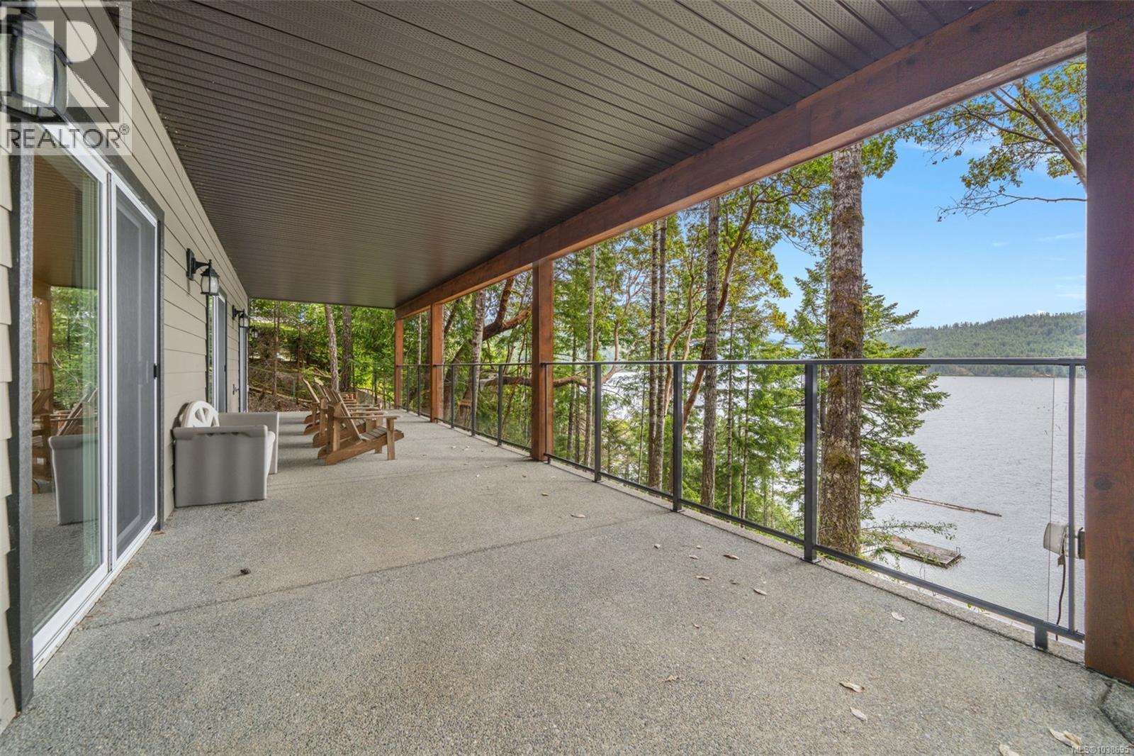 8130 Sa-seen-os Cres Property Photo 53