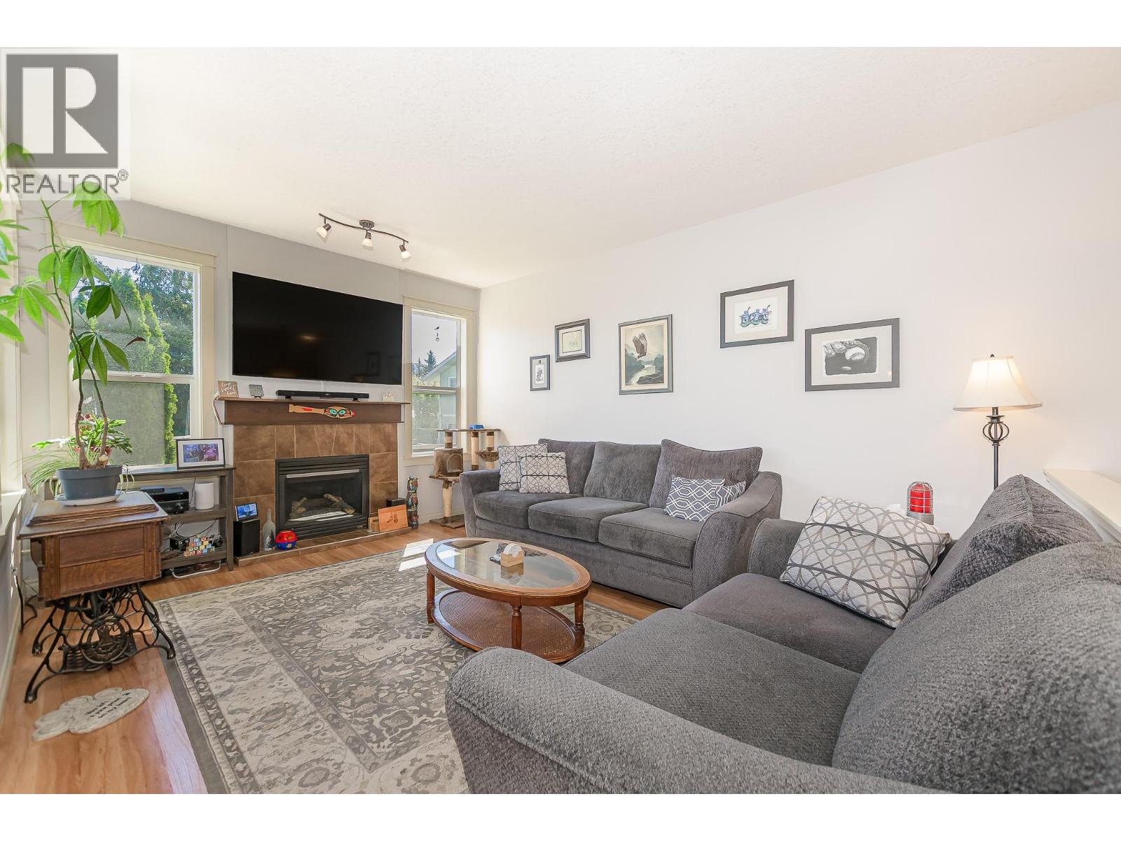 1903 Northern Street Property Photo 3