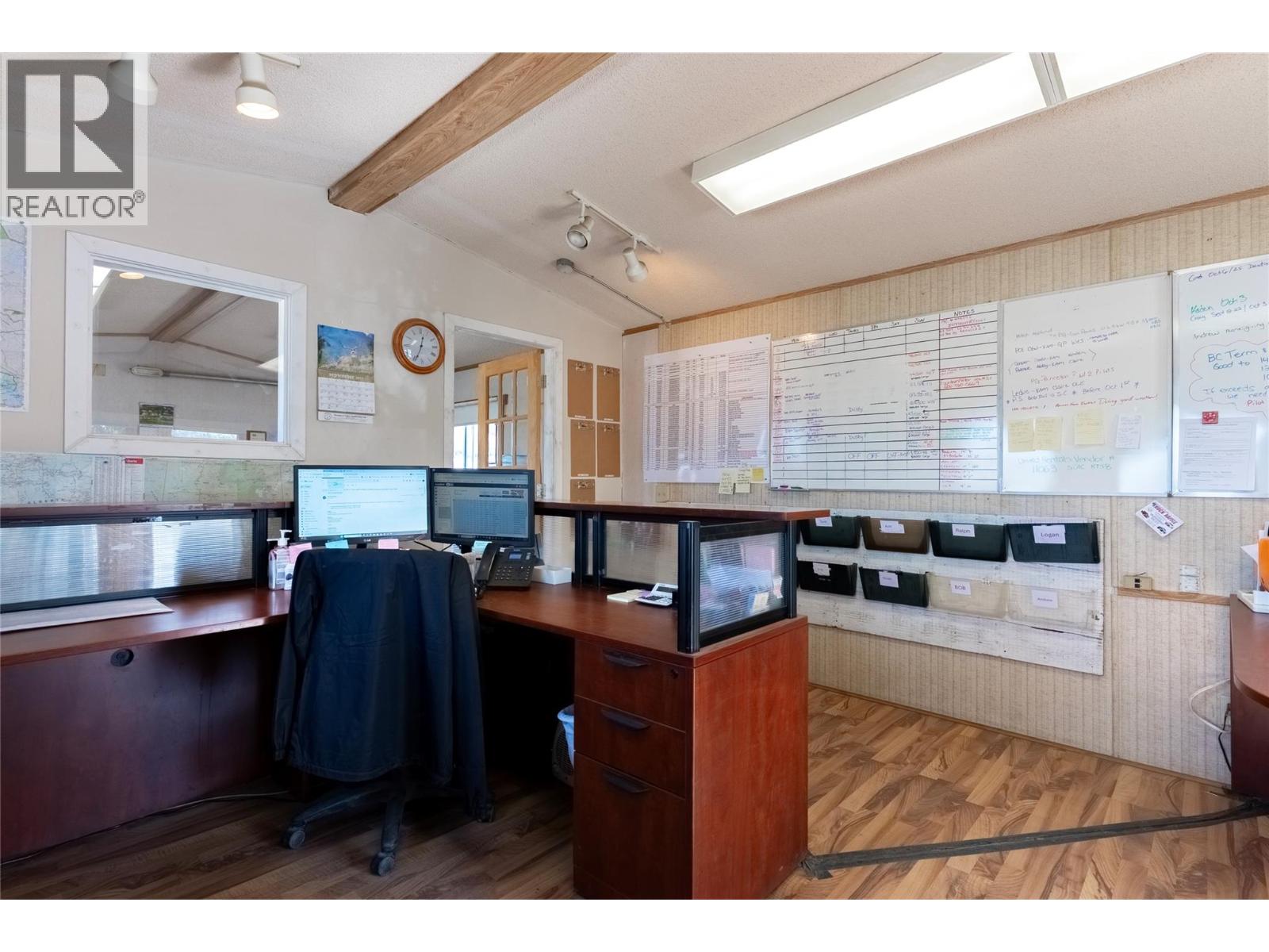 742 Athabasca Street E Property Photo 16