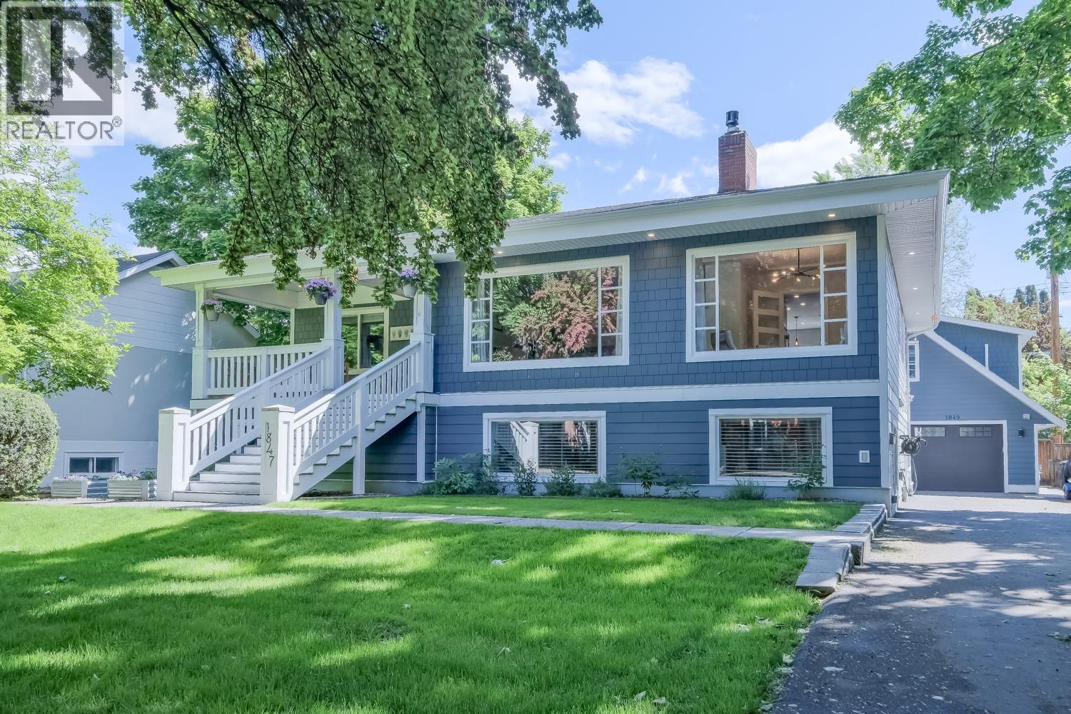 1847 Maple Street Property Photo 1