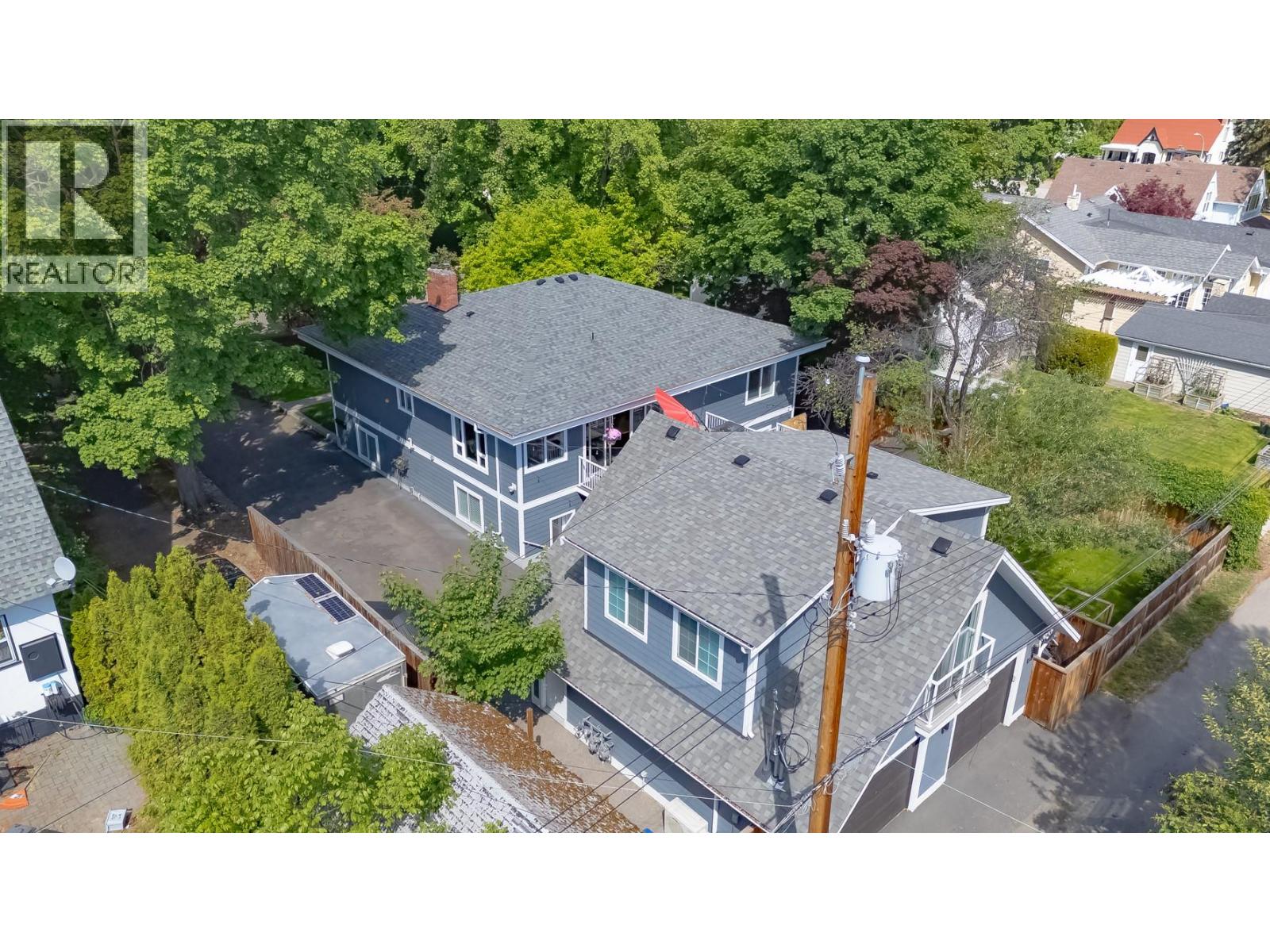 1847 Maple Street Property Photo 9