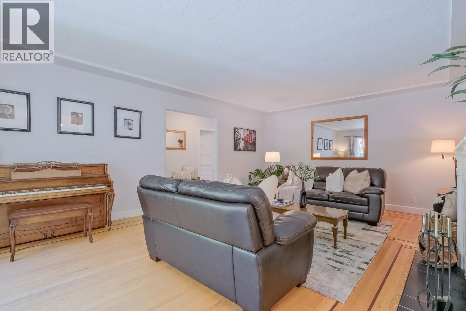 1847 Maple Street Property Photo 40