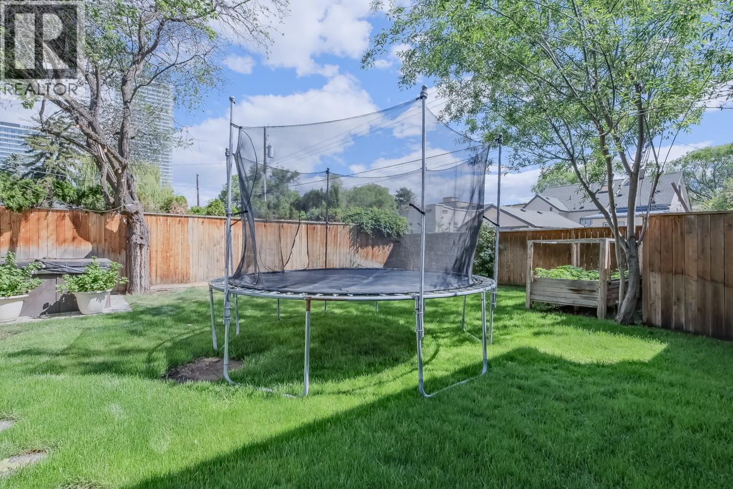 1847 Maple Street Property Photo 66
