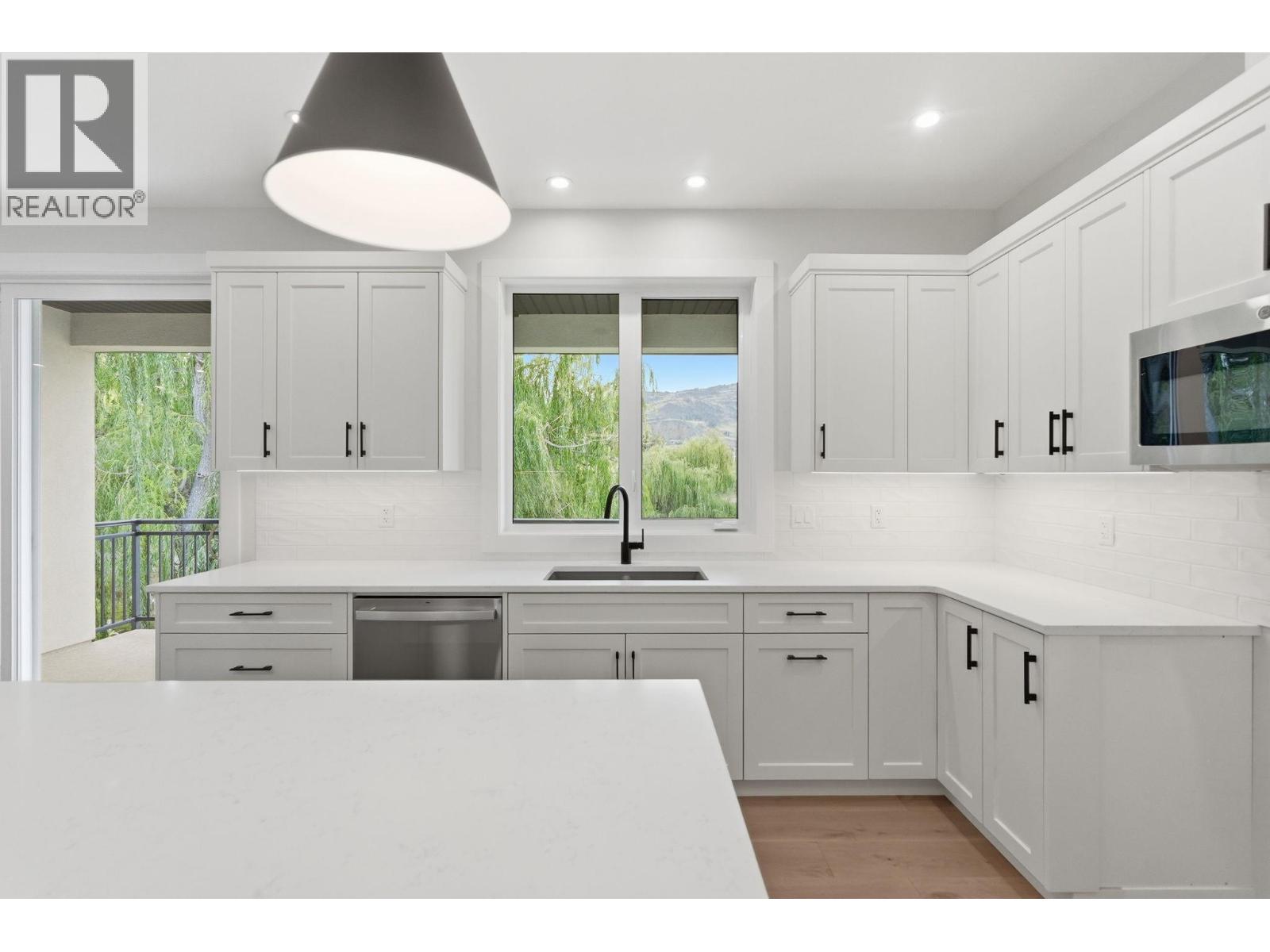 3620 Lobelia Drive Property Photo 10