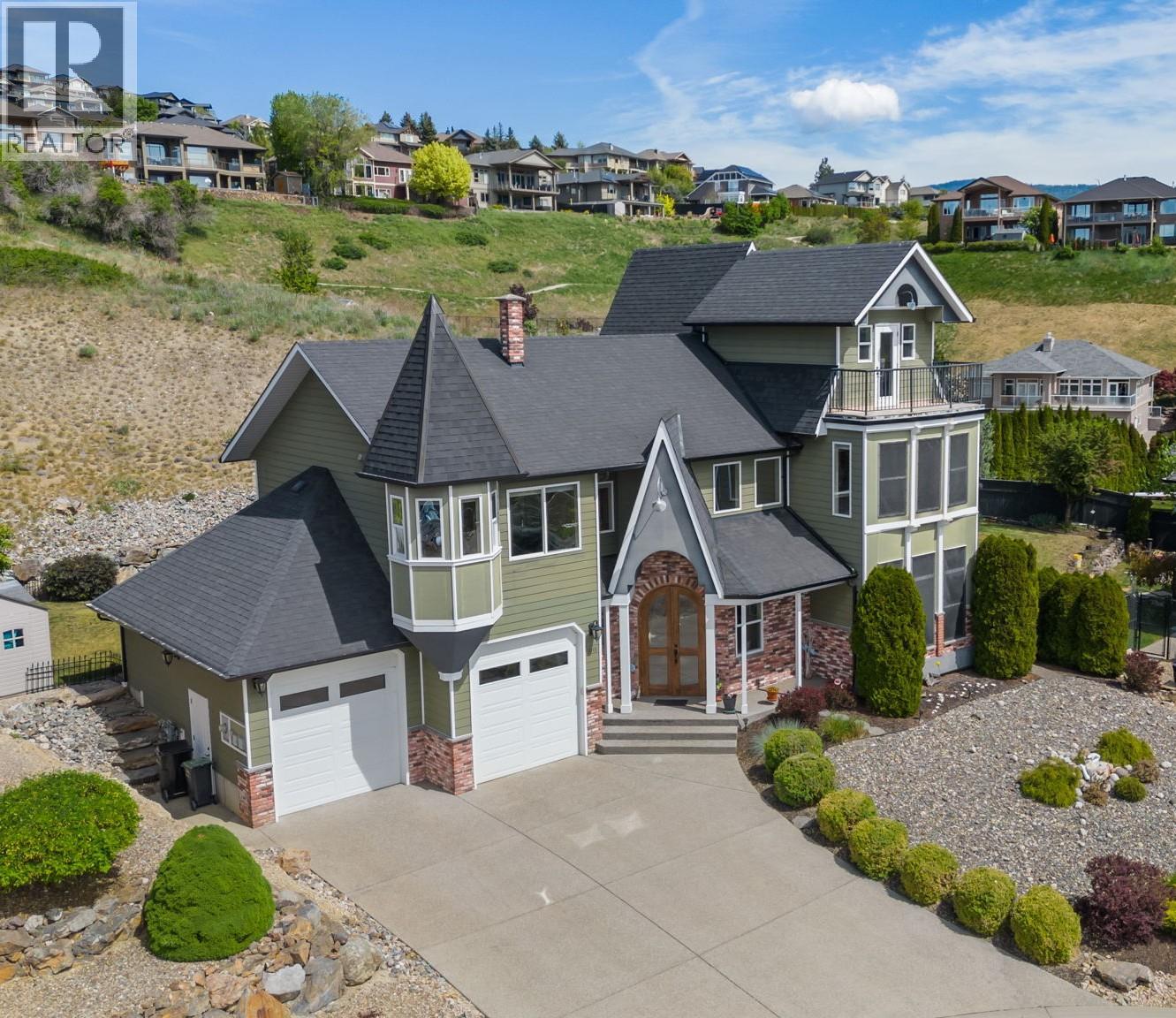 1011 Foothills Court Property Photo 1