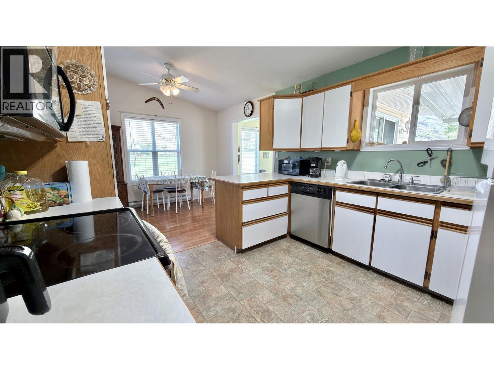 816 Division Street Property Photo 33