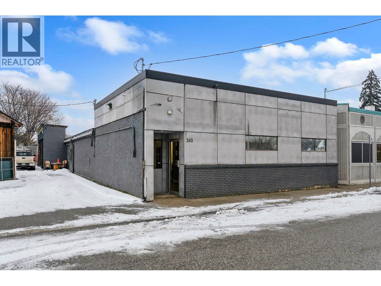 242 Haynes Street Property Photo 2