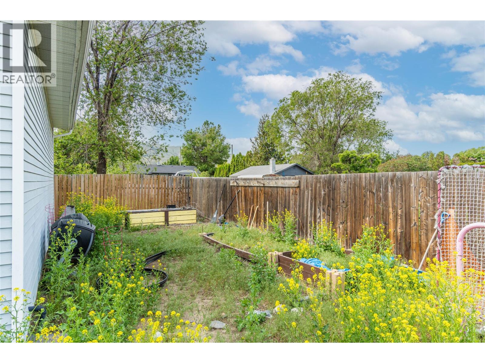 2435 Young Avenue Property Photo 34