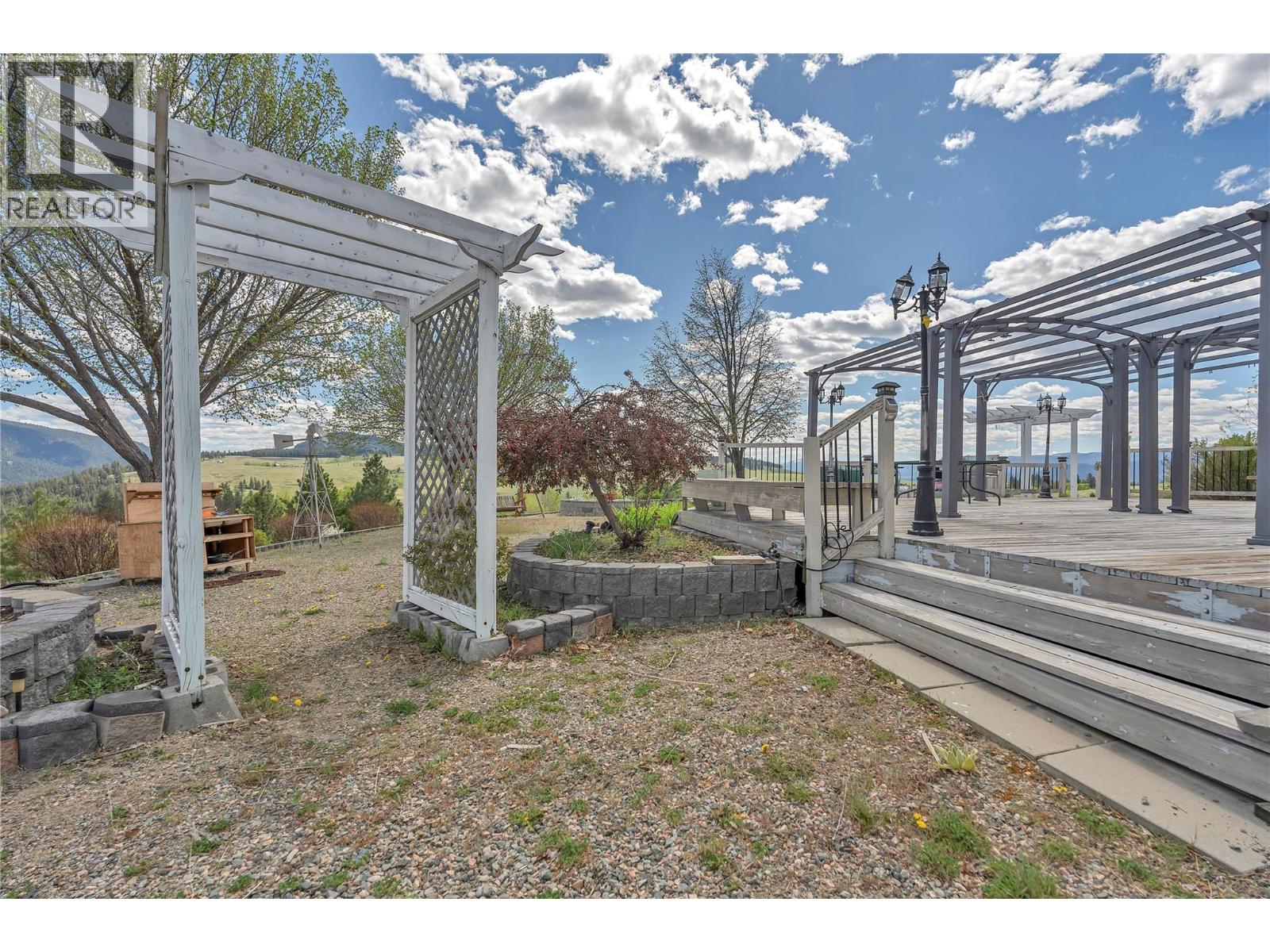 1200 Princeton Summerland Rd Property Photo 54