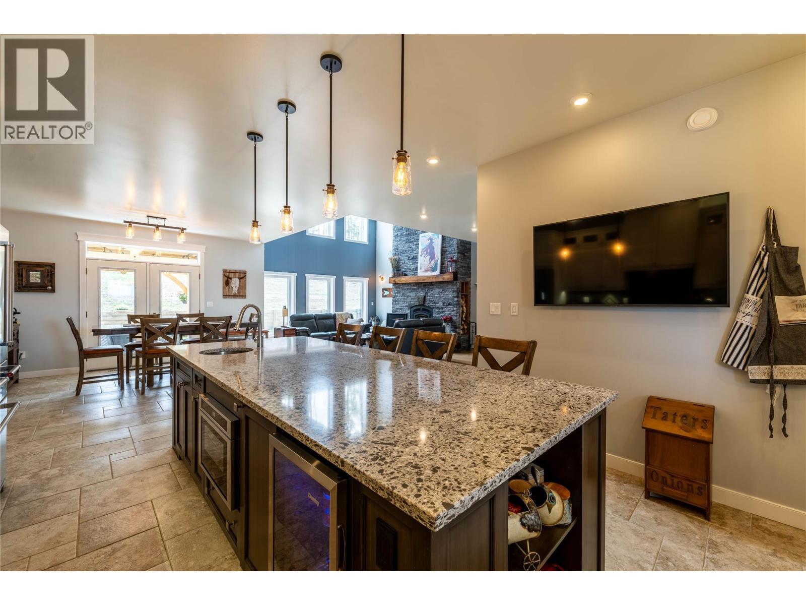 9066 253 Road Property Photo 5