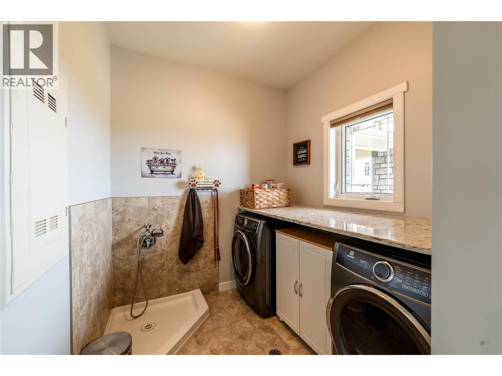 9066 253 Road Property Photo 18