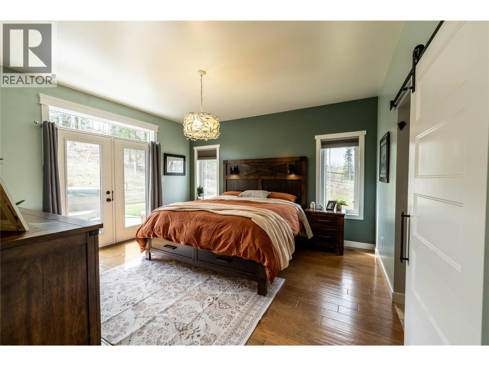 9066 253 Road Property Photo 20