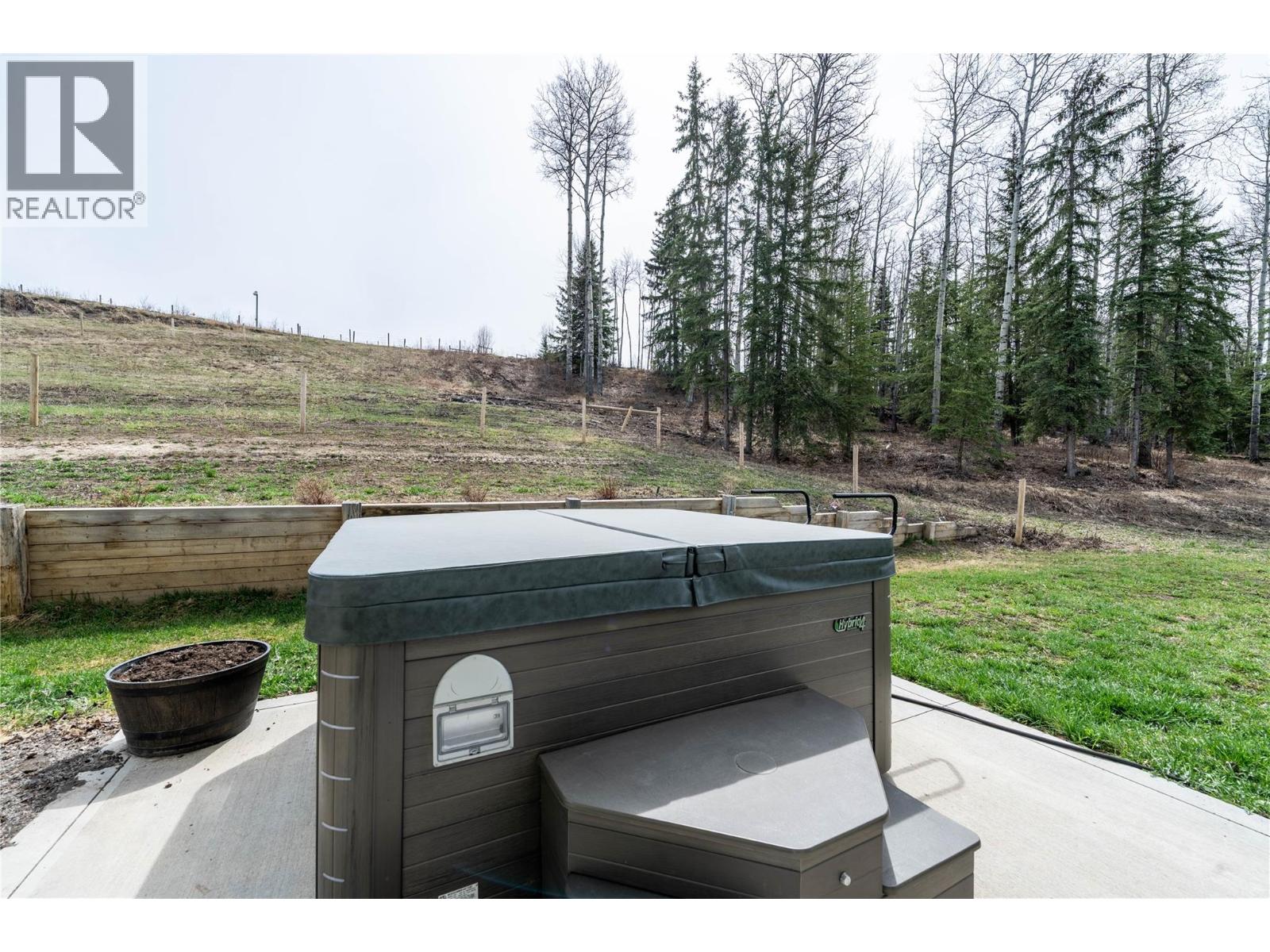 9066 253 Road Property Photo 37
