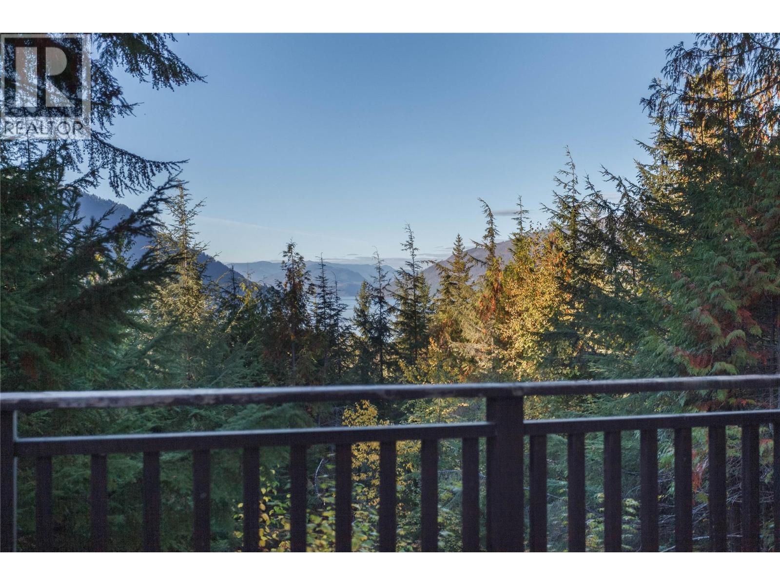 3217 Lumby Mabel Lake Road Property Photo 6