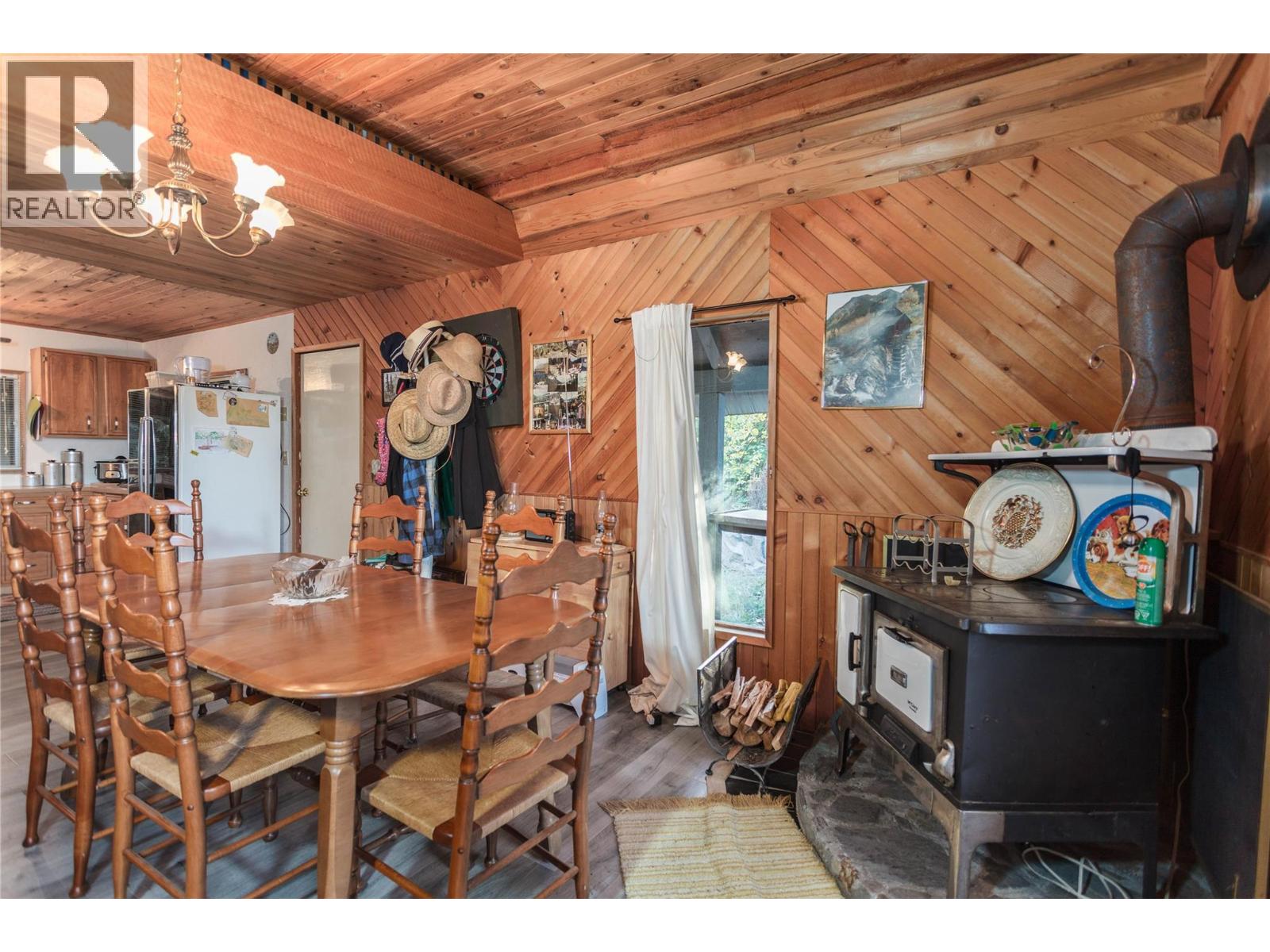 3217 Lumby Mabel Lake Road Property Photo 13