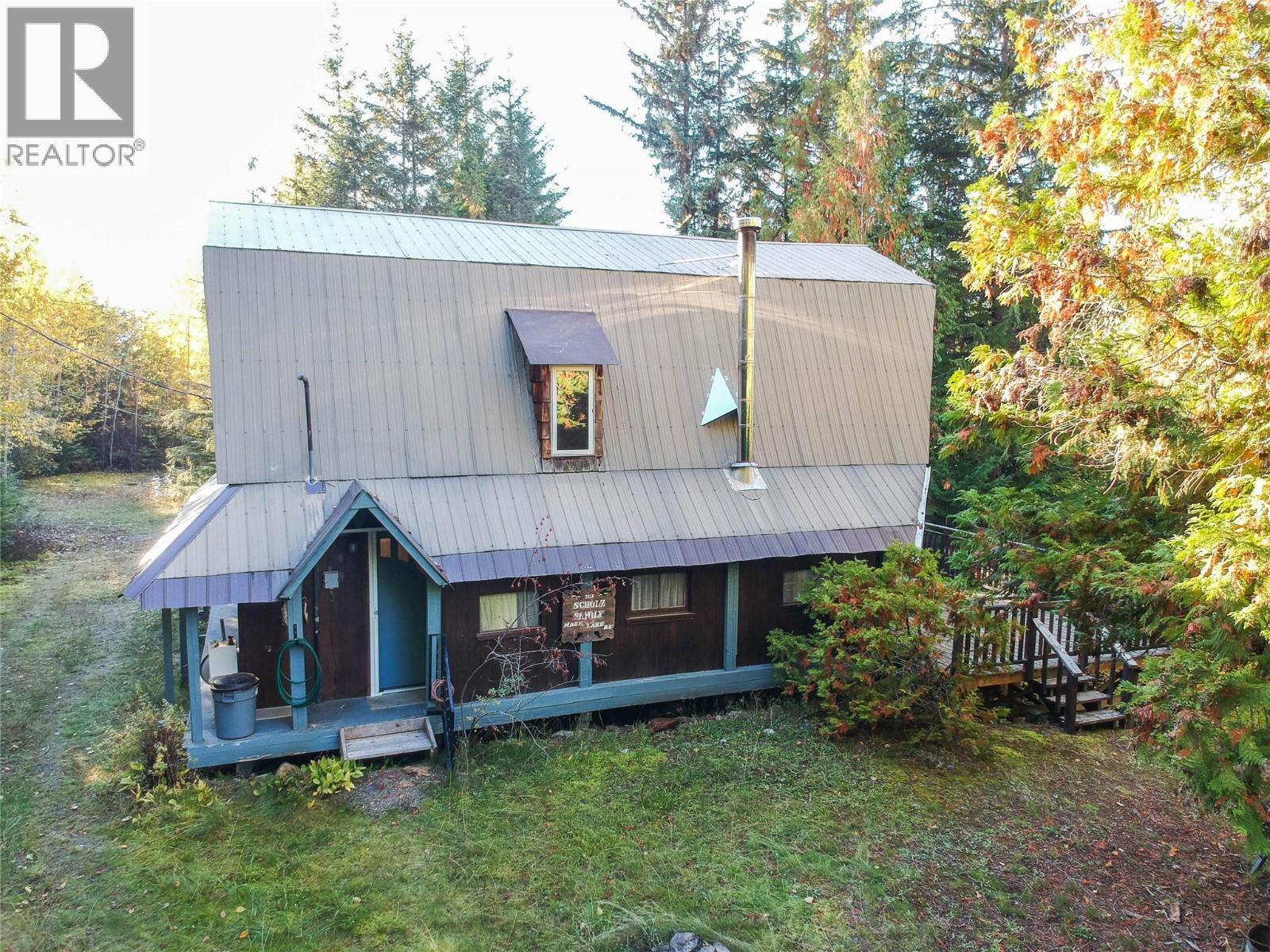 3217 Lumby Mabel Lake Road Property Photo 27