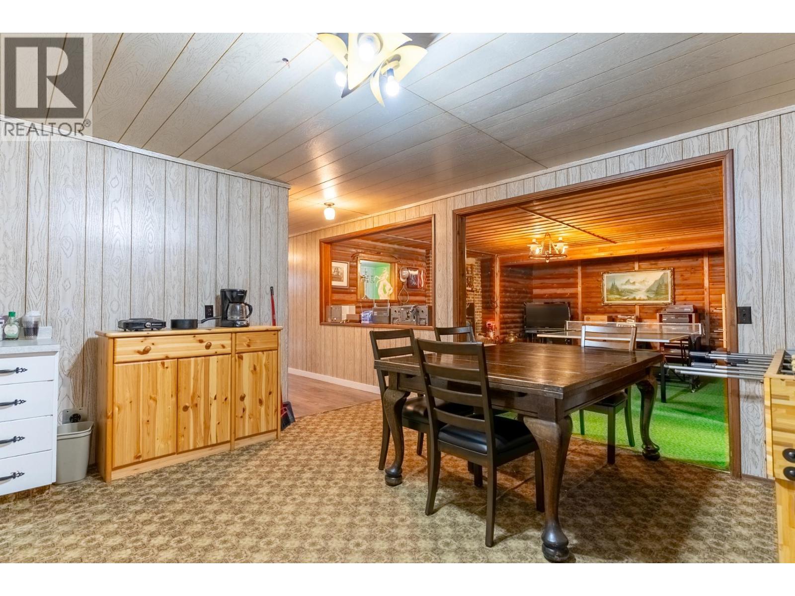 535 Arbutus Street Property Photo 12