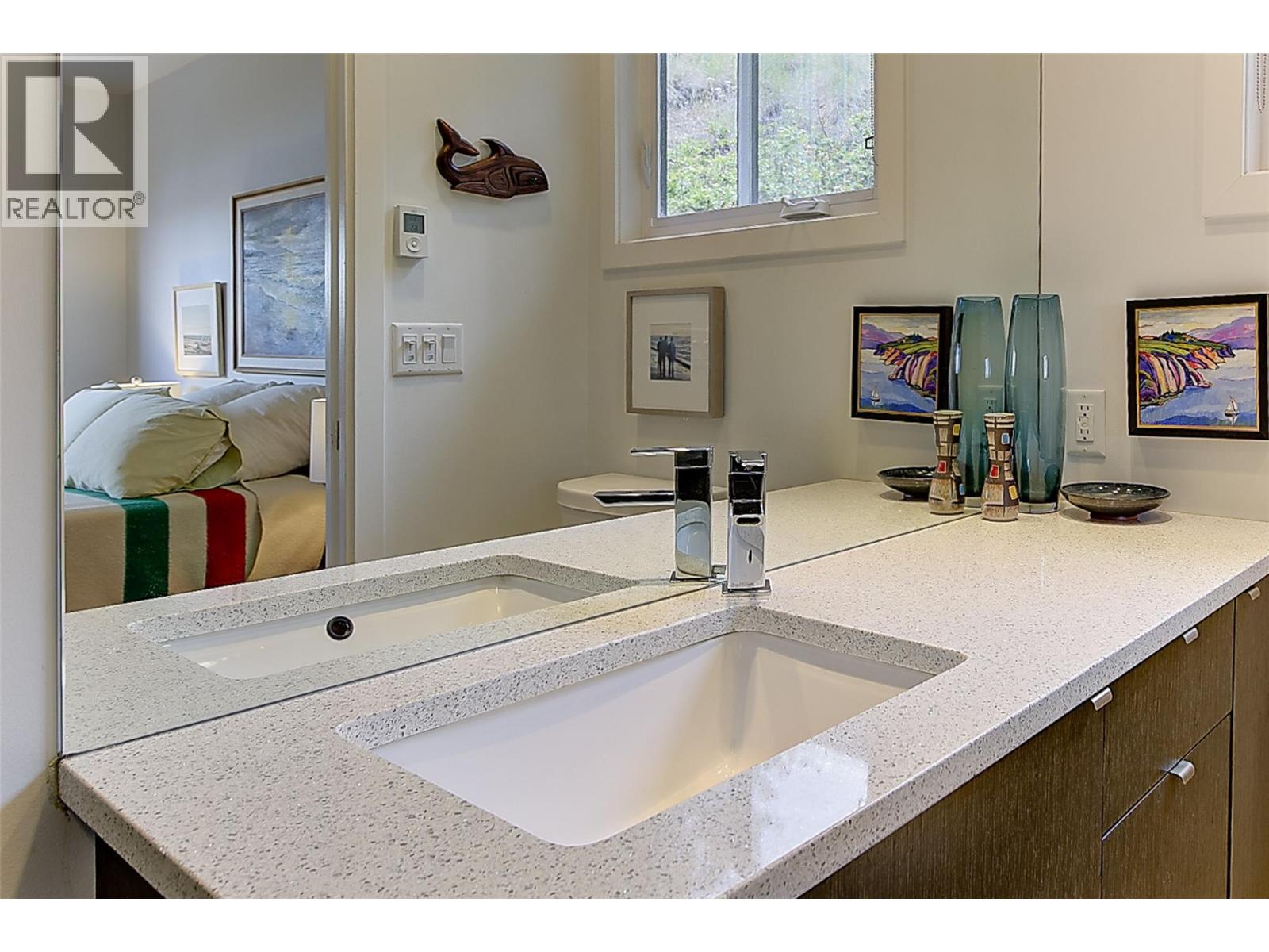 2674 Lakeview Road Property Photo 23