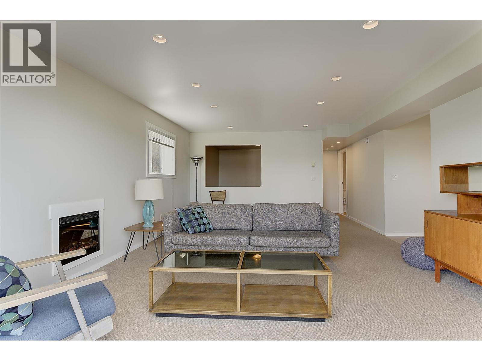 2674 Lakeview Road Property Photo 35