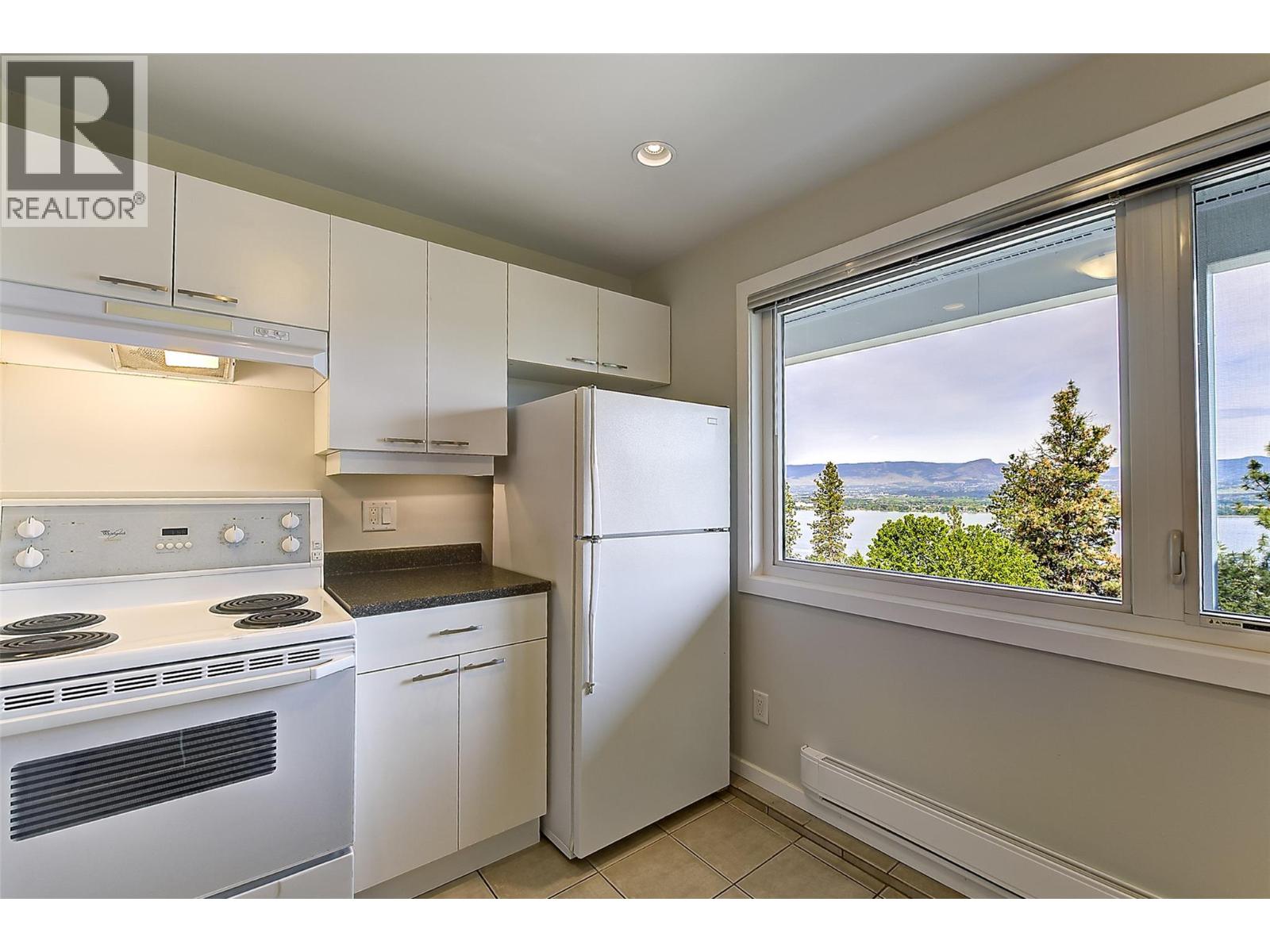 2674 Lakeview Road Property Photo 41