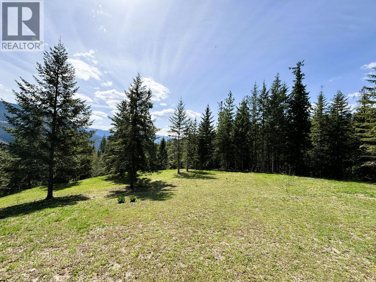 1425 Bobbie Burns Road Property Photo 11