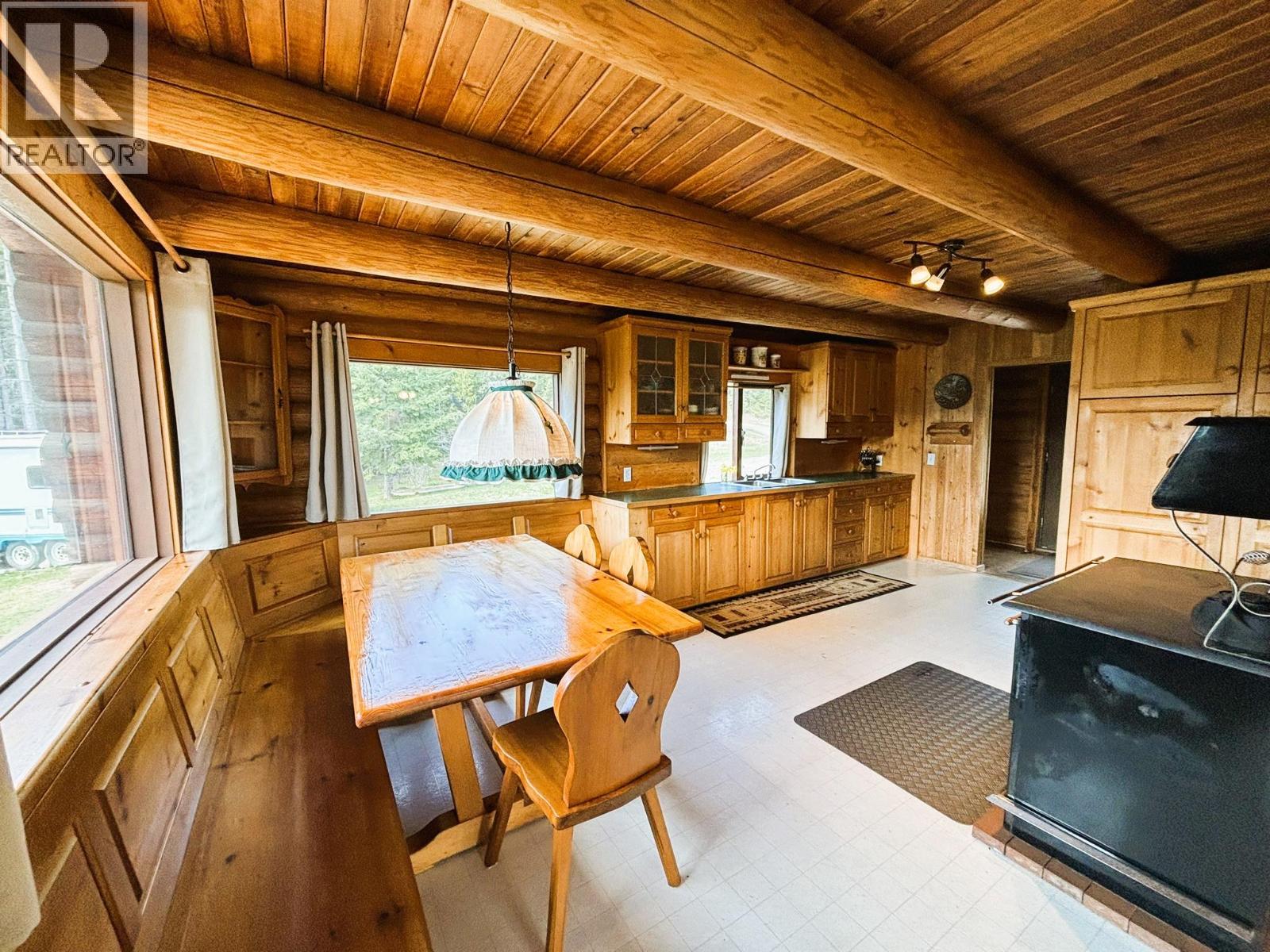 1425 Bobbie Burns Road Property Photo 21