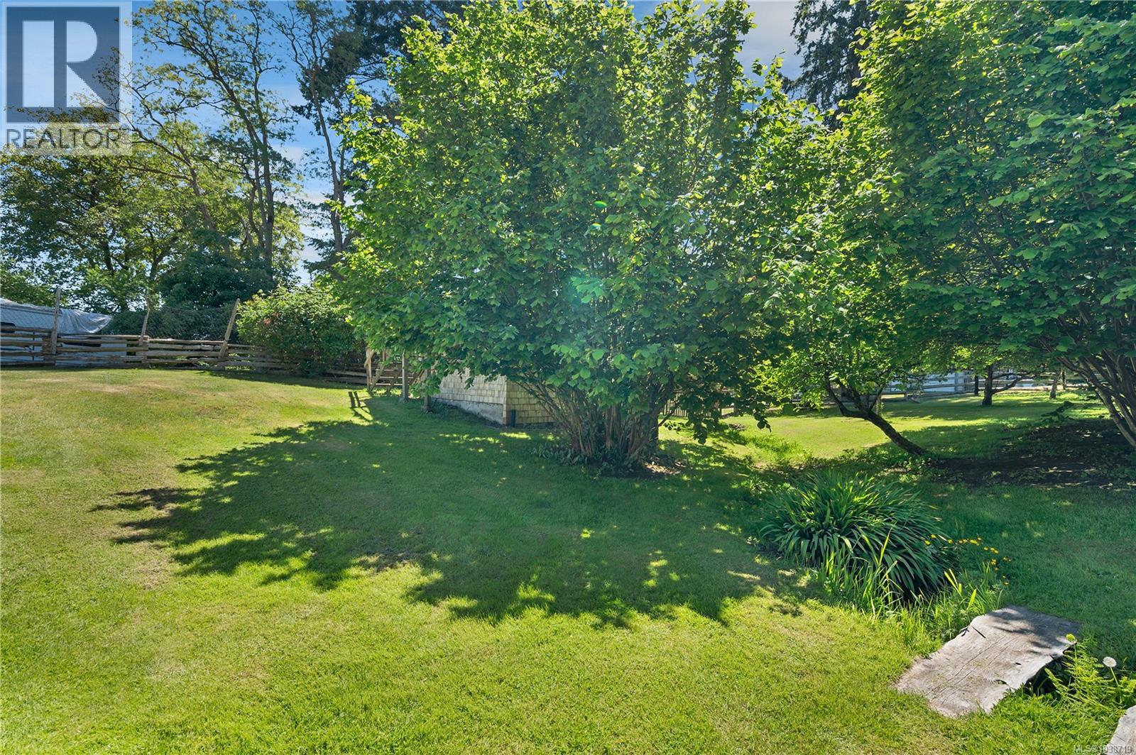 775 Endersby Rd Property Photo 68