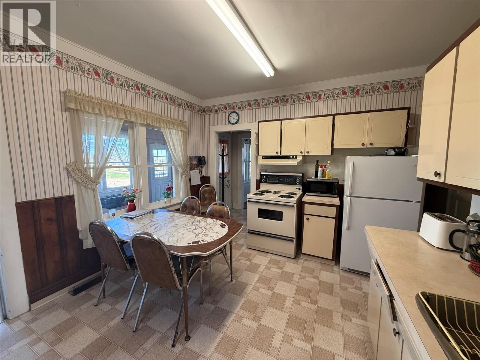 1040a 49 Highway Property Photo 5
