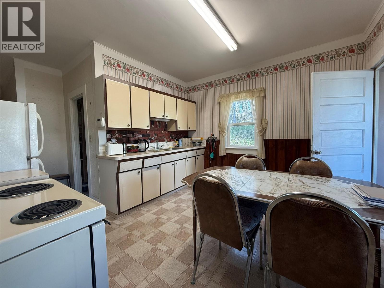 1040a 49 Highway Property Photo 7