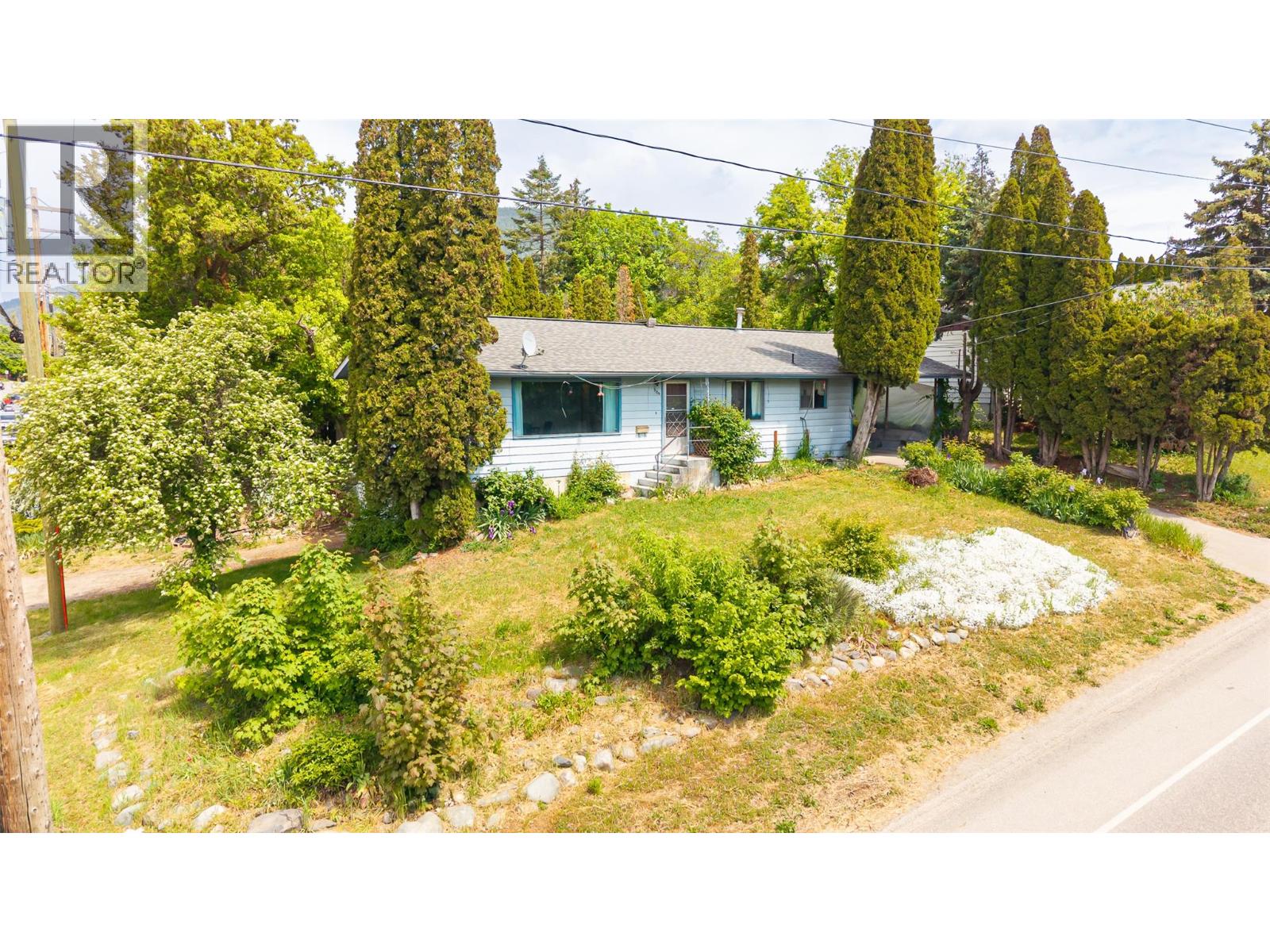 1104 Erickson Street Property Photo 2
