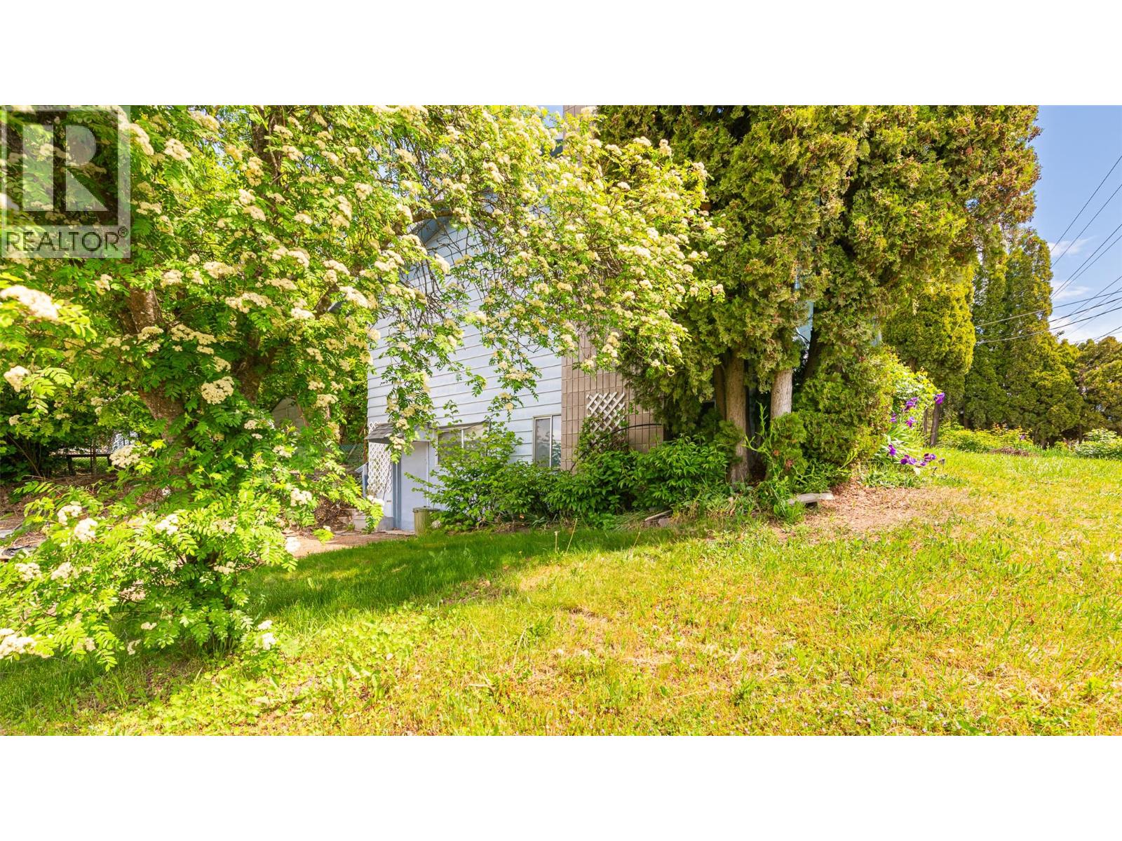 1104 Erickson Street Property Photo 6