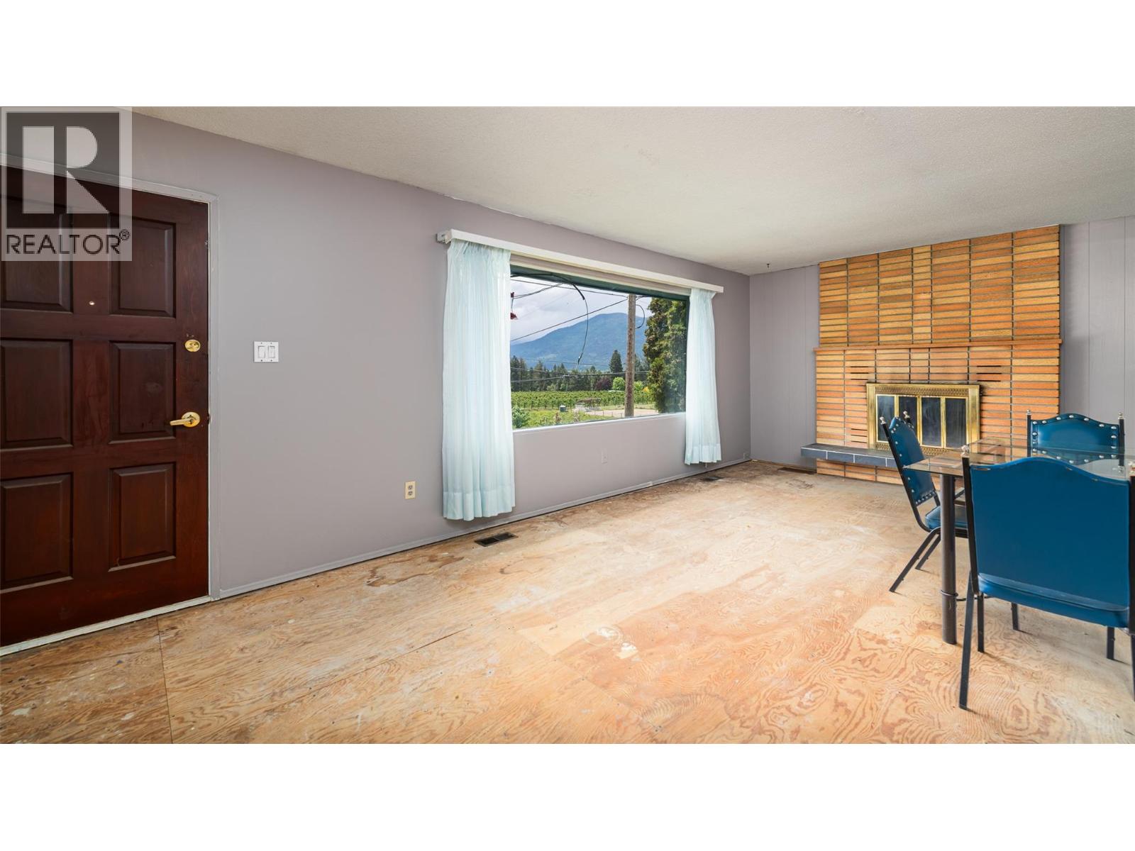 1104 Erickson Street Property Photo 13