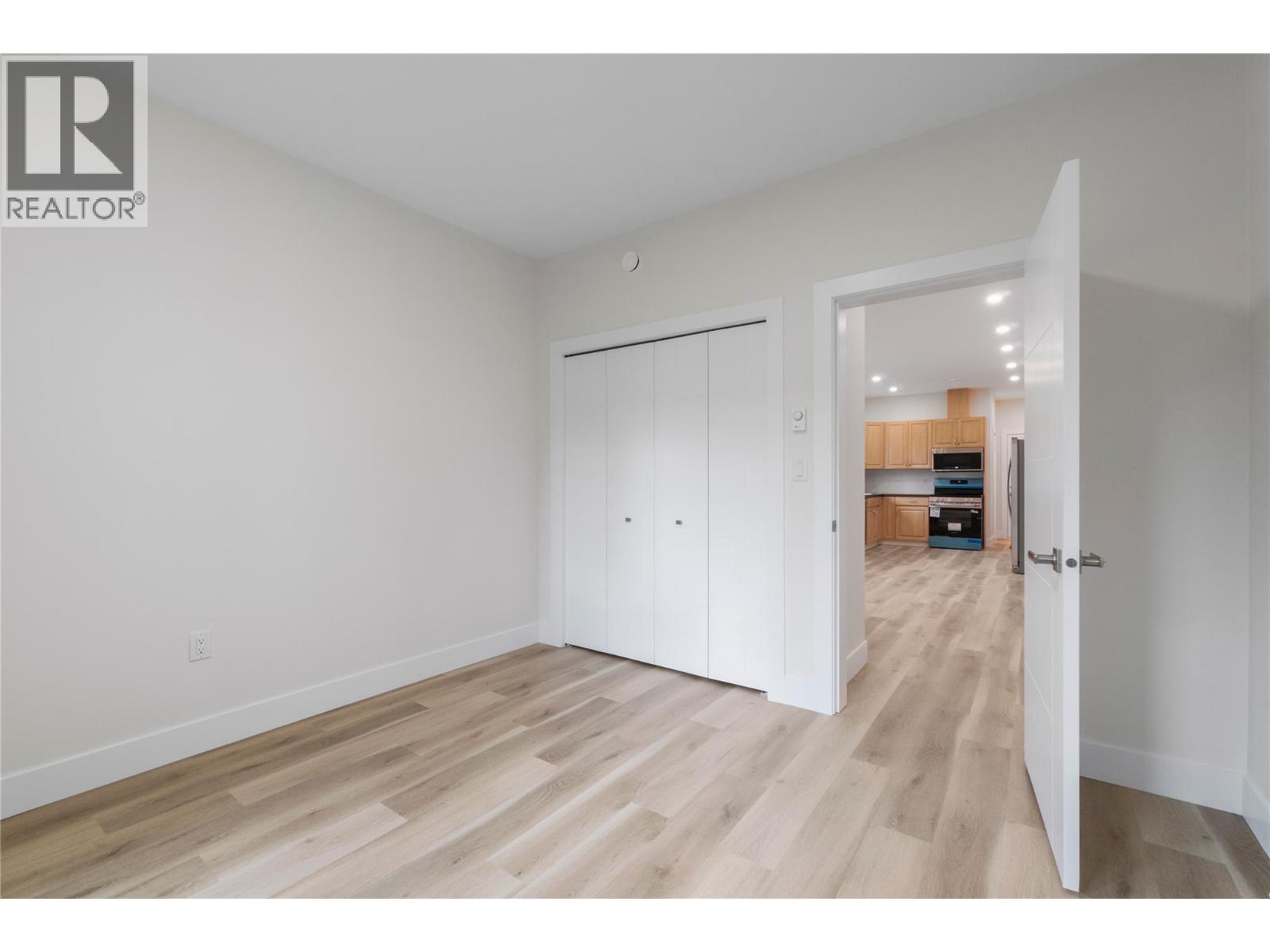 633 9 Street Se Property Photo 92