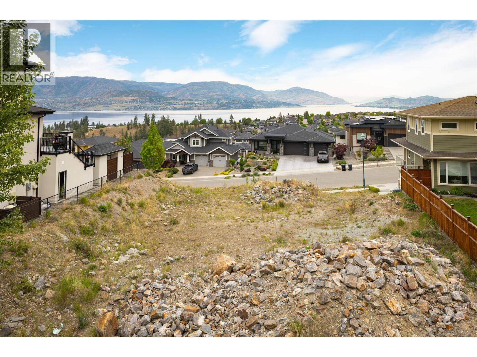 5677 Mountainside Drive Property Photo 10
