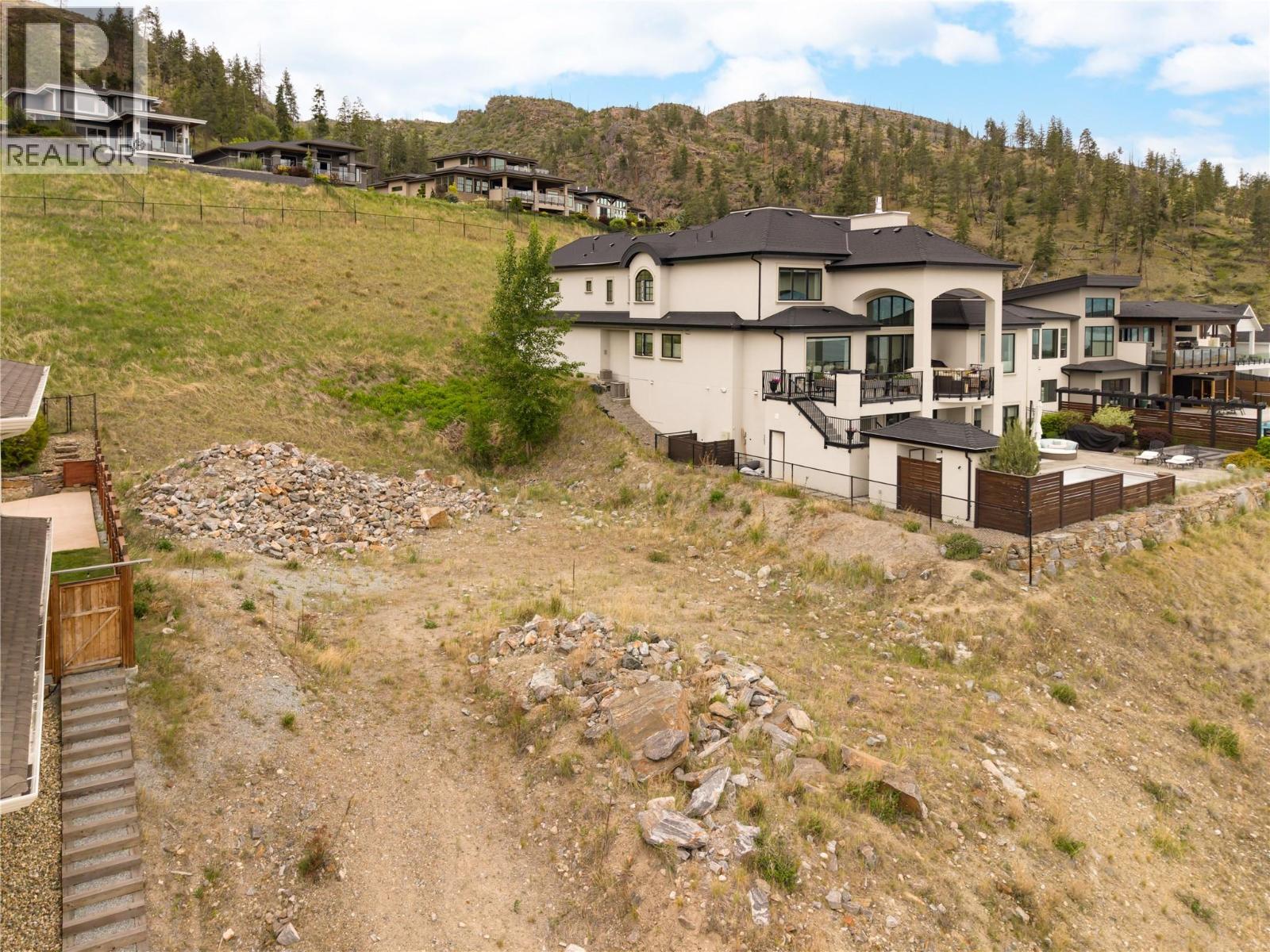 5677 Mountainside Drive Property Photo 18