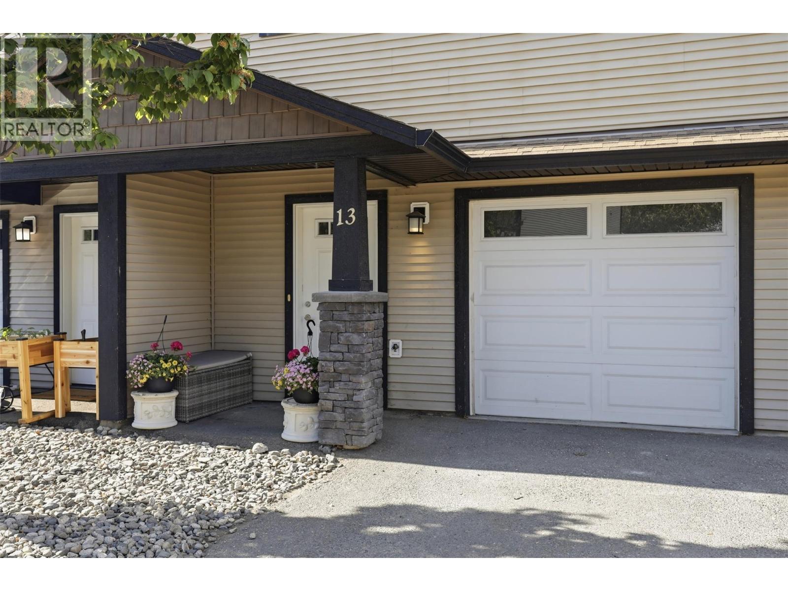 1741 Tranquille Road Unit# 13 Property Photo 2