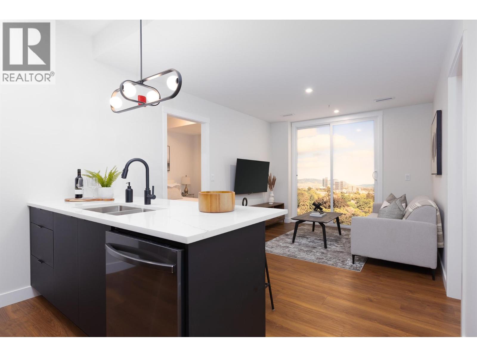 1281 Pridham Avenue Unit# 106 Lot# 6 Property Photo 6